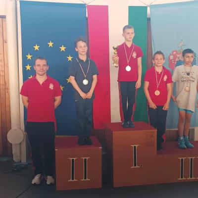 10 Orszagos Bajnoki Cimet Nyertunk 08