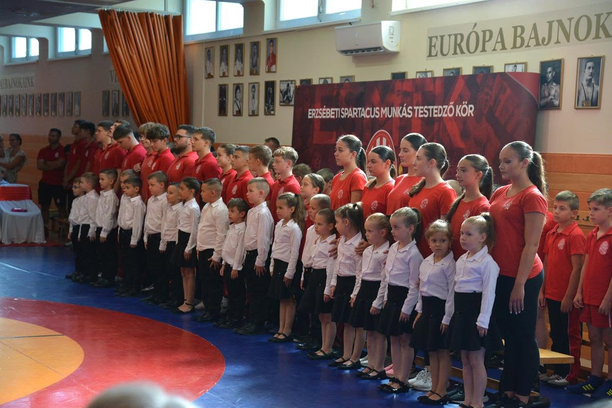 Felavattuk a IX. Birkózó és Fitness Sportosztály tanulóit