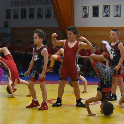 41 Felavattuk A Sportosztalyosokat 02