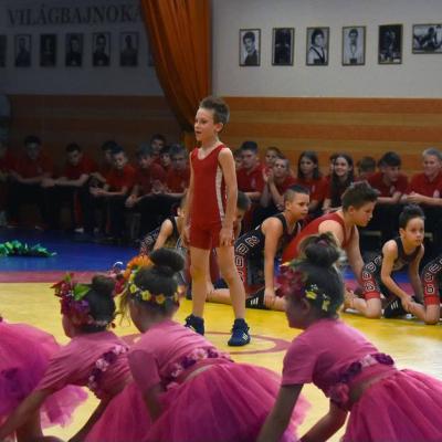 43 Felavattuk A Sportosztalyosokat 02